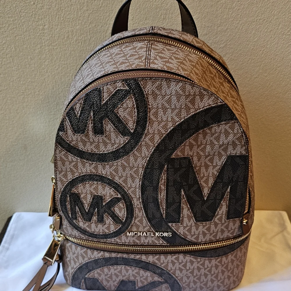 Michael kors medium Backpack - Picture 12 of 16